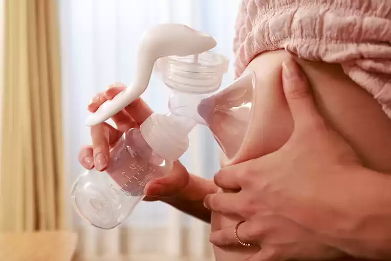 身重の嫁に搾乳の仕方を教えてる先輩ママさんのおっぱいに発情しちゃった俺 小那海あや・江澄ゆゆ・横峯めぐ (1akdl00316) - 1akdl00316jp-2