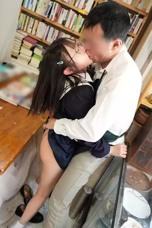 孕ませ本屋さん～さびれた本屋で立ち読みしている気の弱そうな眼鏡少女たちは孕まさざるを得ない～ (1piyo00233) - 1piyo00233jp-11