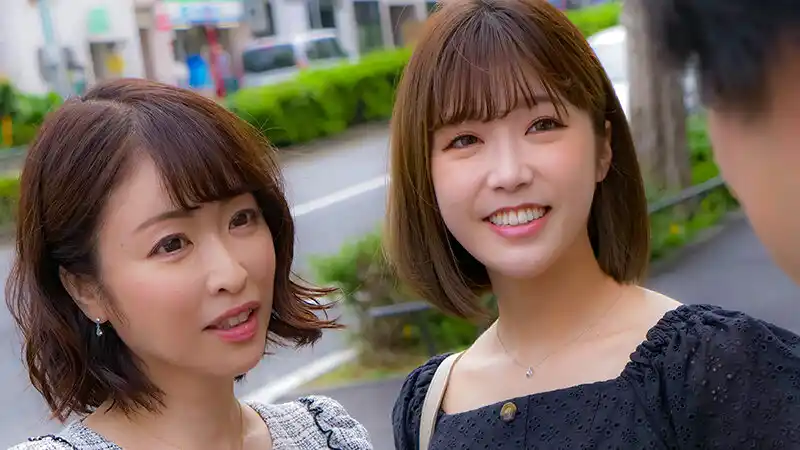 親友みたいな仲良し母娘ナンパ ビキビキにいきり立ったチ〇ポを見せつけ欲望に負けた母親とそれを見て興奮してしまった娘の親子丼3 (59hez00613) - 59hez00613jp-14