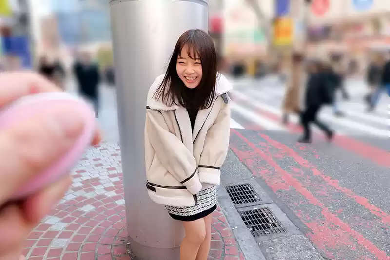 素人美少女とリモコンバイブお散歩 5 ーSBY区編ー「もう我慢できません…//」人混みの中ビクビク震えてイキまくってしまう女子たち！人生初の羞恥プレイでまさかのエロスイッチオン！車移動中も大胆カーオナニー！最後は近くのスタジオで心行くまで生セックス！ (h_1324skmj00283) - h_1324skmj00283jp-5