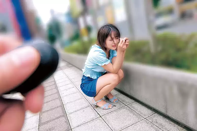 素人美少女とリモコンバイブお散歩 7 ーSBY＆SGN区編ー「もう我慢できません…//」人混みの中ビクビク震えてイキまくってしまう女子たち！人生初の羞恥プレイでまさかのエロスイッチオン！車移動中も大胆カーオナニー！最後は近くのスタジオで心行くまで生セックス！ (h_1324skmj00345) - h_1324skmj00345jp-5