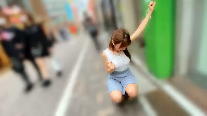 素人美少女とリモコンバイブお散歩SPーディレクターズカット版ー「もう我慢できませ…ンッ…//」大勢の人に見られながらビクビク絶頂する女子たち！人生初の羞恥プレイでまさかのエロスイッチオン！激イキ素人10名300分収録 公衆の面前でイキまくる永久保存版 (h_1324skmj00459) - h_1324skmj00459jp-18