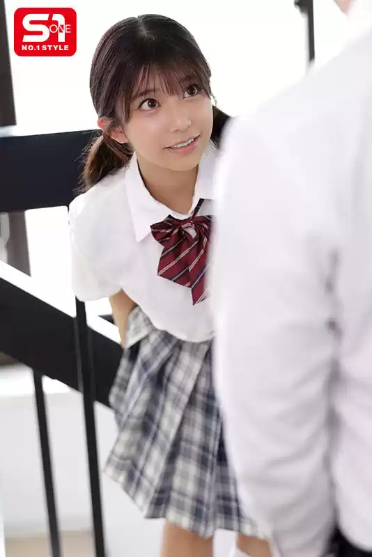 自分が可愛いのを知ってる生徒の激あざとッ！上目遣い誘惑に負けて何度も不貞セックスをした担任の僕。 川越にこ (sone00582) - sone00582jp-1