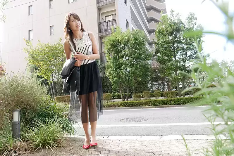「立ちんぼ妻」 B級熟女 かすみ40歳 (sykh00142) - sykh00142jp-1